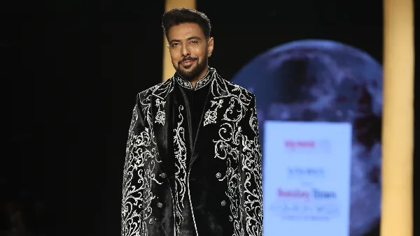 Celebrity Chef Ranveer Brar turns showstopper for Raymond’s Chairman’s Collection at BTFW